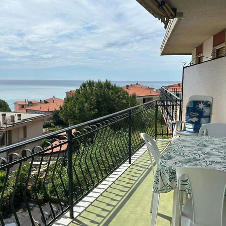 Appartamento Angela Riva Ligure Ngoại thất bức ảnh